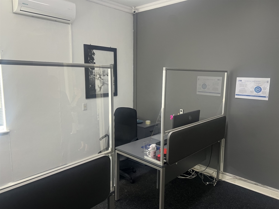 Commercial Property for Sale in Vincent Eastern Cape